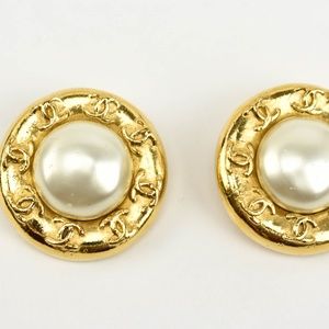 CHANEL Gold Earrings with White Pearl Center